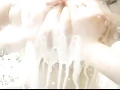 H (y) ray är b (y o) bies-mjölk mayhem
