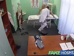 FakeHospital framgångsrika samråd som heta blond moans