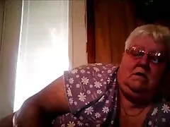 Webbkamera show från bbw farmor