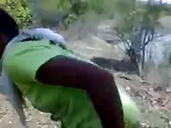 Desi randi knullade utsidan säger gaand nahi maarne dungi