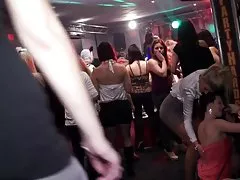 Grupp knulla på disco
