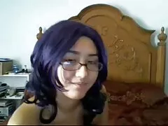 Cutie i glasögon topless på webcam-hotcamgirls.in
