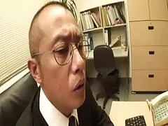 Boss fyller hans Söt sekreterare!