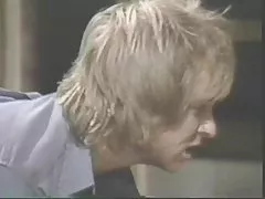 Hus av blå drömmar (1986)