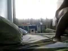 Asiatiska par skrikande och stönande asiatisk tjej