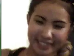 Thailändska kycklingar på webbkamera 1