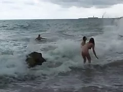 Trekant på stranden