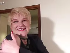 Smutsiga mogen mamma med hungriga gamla fitta